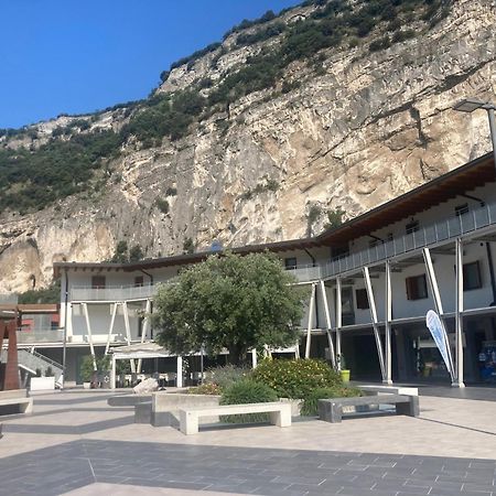 Outdooredo Garda Torbole Torbole Sul Garda Eksteriør billede