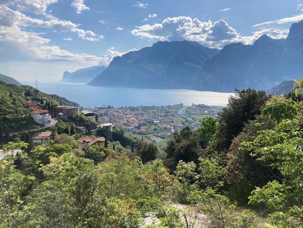 Outdooredo Garda Torbole Torbole Sul Garda Eksteriør billede