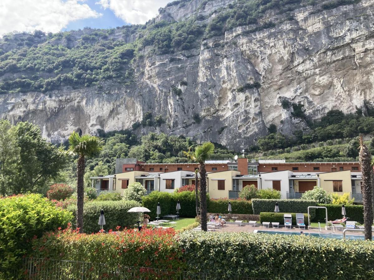 Outdooredo Garda Torbole Torbole Sul Garda Eksteriør billede