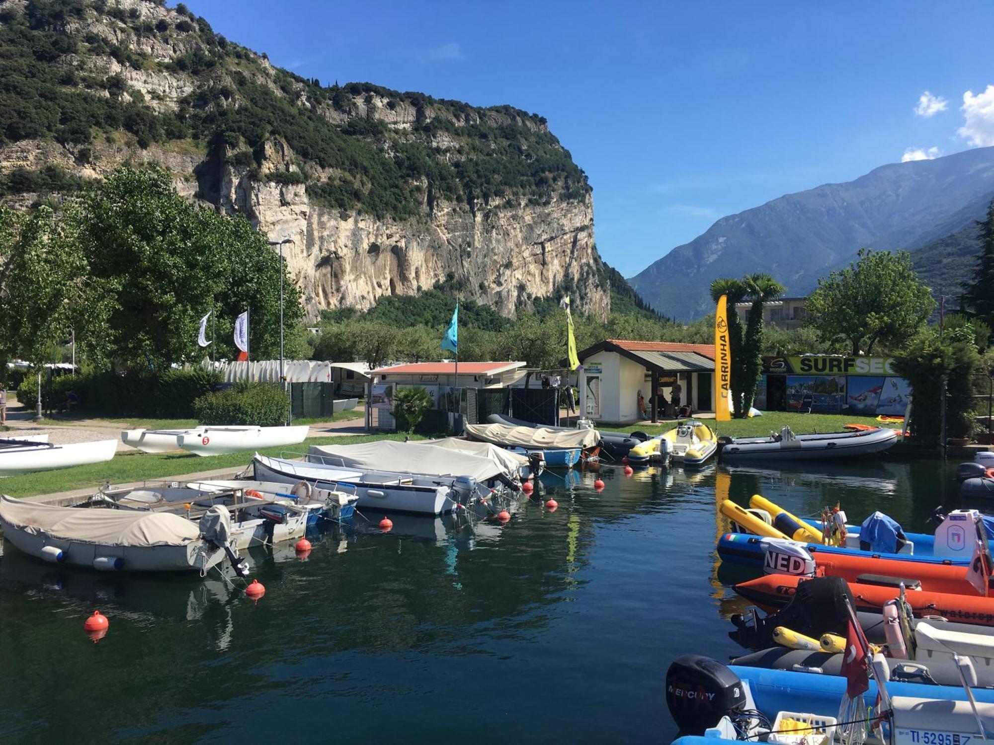 Outdooredo Garda Torbole Torbole Sul Garda Eksteriør billede